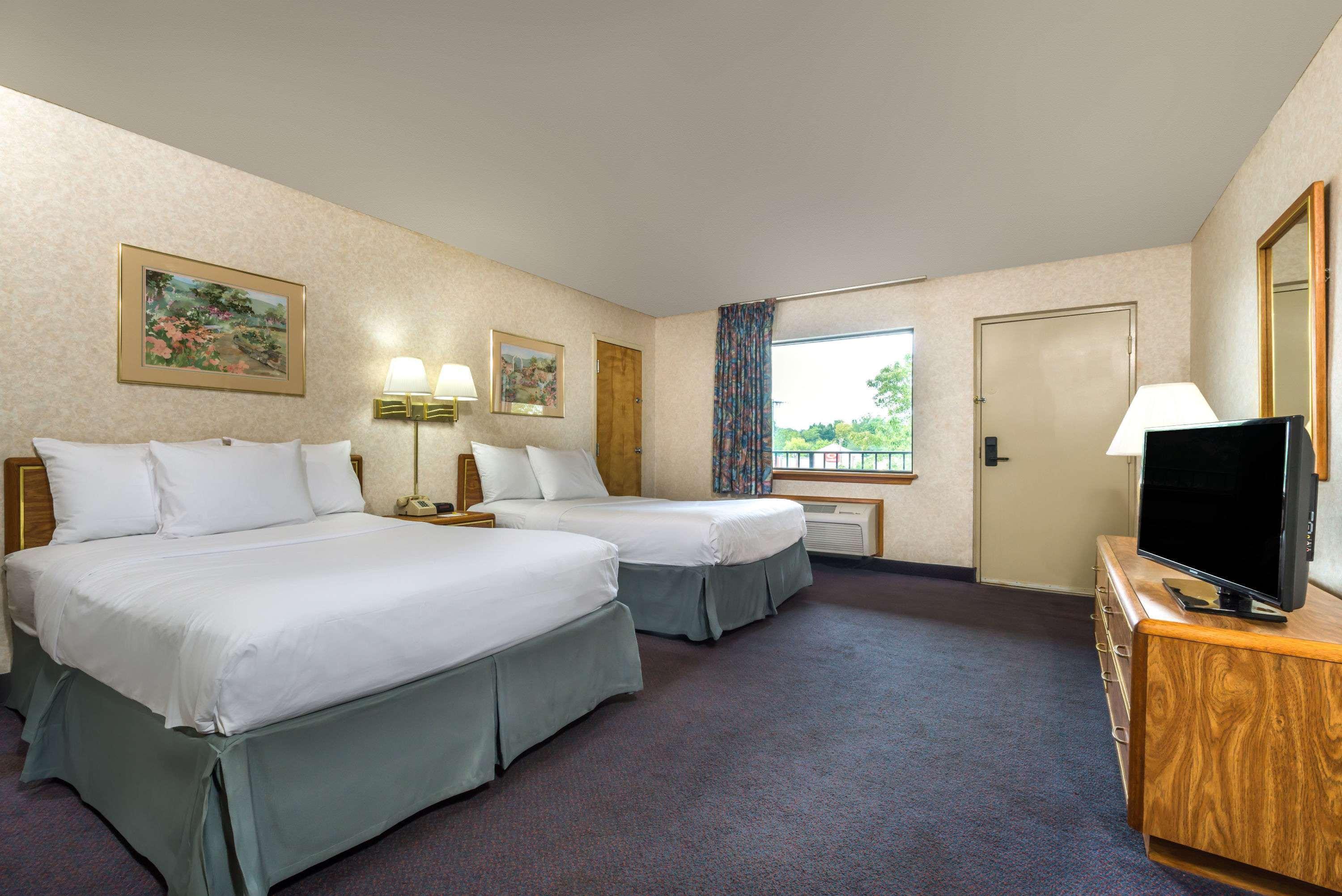 Days Inn By Wyndham Vineland Buitenkant foto