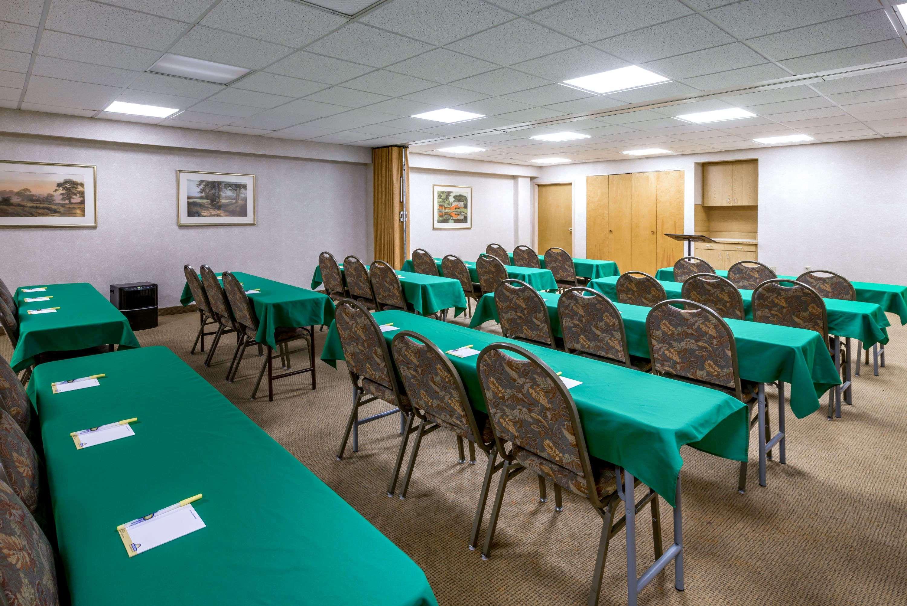 Days Inn By Wyndham Vineland Buitenkant foto